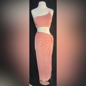 Women’s Pink Tank Top and Skirt Set Large